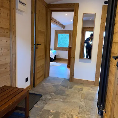 The Castle, 10 Bedroom Chalet, Centre アパートホテル