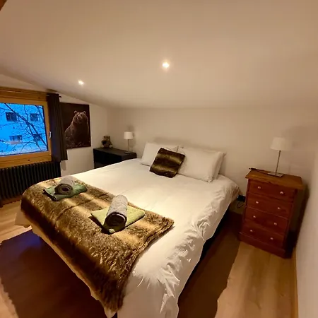 アパートホテル The Castle, 10 Bedroom Chalet, Centre *