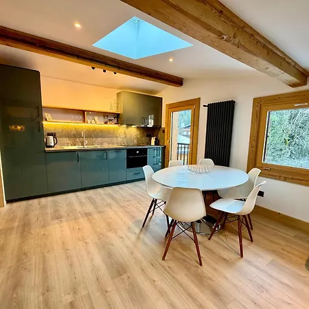 The Castle, 10 Bedroom Chalet, Centre シャモニー