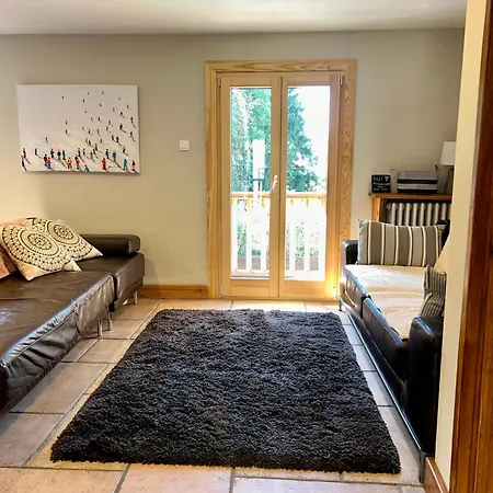 The Castle, 10 Bedroom Chalet, Centre * שאמוני