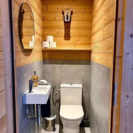 The Castle, 10 Bedroom Chalet, Centre