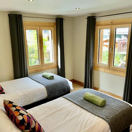 The Castle, 10 Bedroom Chalet, Centre Lägenhetshotell *